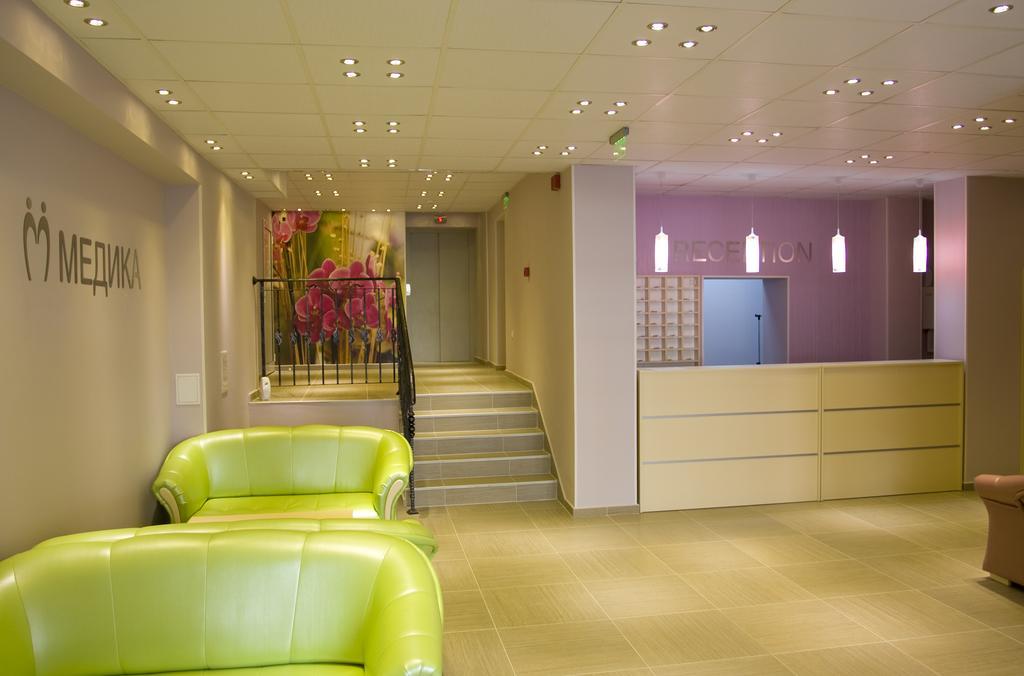Balneo Comlex Medica Narechen Hotel Narechenski Bani Luaran gambar